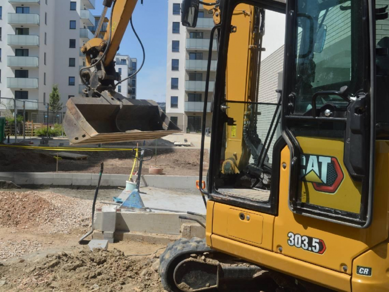 合總3建案停工，爛尾樓連環爆？限貸令火繼續燒，營建股還能存股？兩大壓力測試：買點看這裡